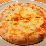 祐庵 - ピザは元々イタリアンでやっていただけにお手のもの。