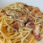 La Pala - カルボナーラのベーコンまじうまい