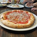 La Pala - しらすとガーリックピッツァ