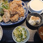 料理番 - 唐揚げ定食