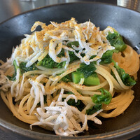 Opuses - シラスと菜の花のパスタ