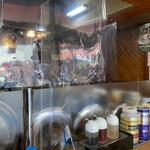 ラーメンショップ さつまっ子 スペシャル21 - 店内（座席より右まわり）➡︎