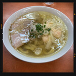 日陰 - 海老ワンタンメン　900円