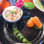 野花カフェ - にんじんの煮物・グリーンピース・豆腐と野菜の和え物