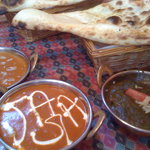 JAGA - 左から、シーフード、JAGAカレー、グリーンカレー