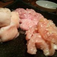 焼肉うしごろ 西麻布本店 - ホルモン盛り合わせ
