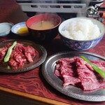 成吉思汗の店 龍 - 料理写真:ジンギスカンランチ 600円、和牛ホホ肉 600円(税別)