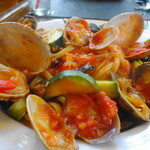 フォセッタ - すだれ貝とアサリのトマトソースリングイネ