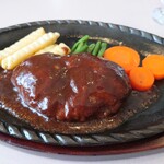 ビストロ 傳刀 - 食品サンプルのような見た目。フツーに美味しいです。