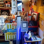 サルメリアロッキュー - お店に入ると、アルコール消毒とサーモグラフィの検温器があります。