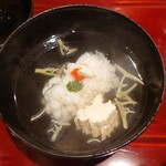 銀座 しのはら - 淡路の鱧と秋田の蓴菜、菰豆腐