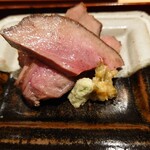 銀座 しのはら - 黒毛和牛のタン丸ごと炭火焼き