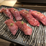 本気焼肉 肉とめし 肉寿司 - 