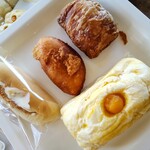 コグメロテラード - エビカツパン・ピロシキ・半熟玉子パン・魔法のパン（オレンジ）