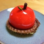 ド・ミール鶴 本店 - りんご風味のレアチーズ