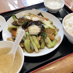 隆盛園 - 八宝菜定食