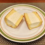 バーラウンジ 夜間飛行 - チーズのロールケーキ竹割り！（2名シェア）