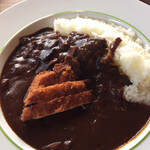 清泉寮本館レストラン - 『清泉寮カレー』(税込1650円)
            写真のカツはお裾分けで、実際はありません。