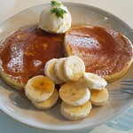 カフェ デイ - パンケーキ with バニラアイス・メープルシロップ・バナナ