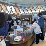 リンツ ショコラ ブティック＆カフェ - 