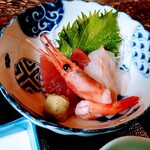 浜焼き海鮮居酒屋 大庄水産 - 漁師のガッツリ満腹セット（1200円）のお刺身