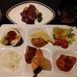 ホテルポールスター札幌 - 3皿目。全種類コンプリートです