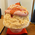 サカノウエカフェ - いちごパイ　1,500円