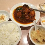 Senki Rou - 豚バラ肉の醤油角煮ランチ