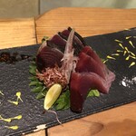 スタンド 四坪 - 初ガツオ