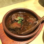 スタンド 四坪 - タンのマグマ煮込み