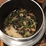 ビューホテル平成 - ご飯はおかまで炊く山菜ご飯