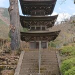 前山寺 - 三重塔