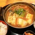 Shijimi Takiniku Kuniki - 麻辣肉豆腐定食　肉トッピ、ごはん大盛