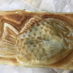 PAKU-PAKU - クロワッサンたい焼き　100円