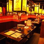 新宿思い出横丁酒場 情熱ホルモン - テーブル 10名様
