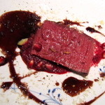 アロマフレスカ - 蝦夷鹿のロースト スパイス風味 ヴィンコットソース