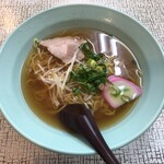 大手橋食堂 - 中華そば 450円