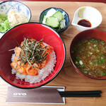 GVO - 熟成生うに丼（ハーフサイズ）