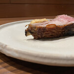 両忘 - ラムと筍の炭焼き