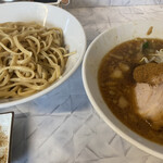 麺屋 歩夢 - 小つけ麺（900円）＋魚粉（100円）、ニンニクコール