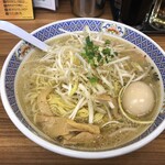 らーめん花楽 - ねぎ塩ごま風味ラーメン　大盛り＋味付たまご　930円