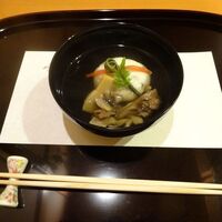 せき根 - 椀物 蕨のしんじょう 筍 舞茸