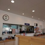 ゆで太郎 - カウンタ越しの厨房
