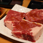 幸せの焼肉食べ放題 かみむら牧場 - 