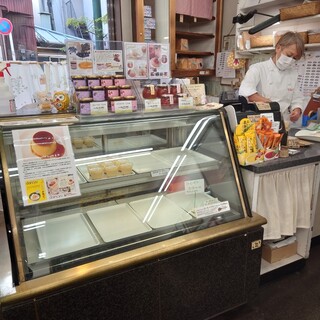 赤丸ベーカリー_2