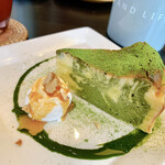 AND LIFE cafe - 米粉のバスク風チーズケーキ（抹茶）