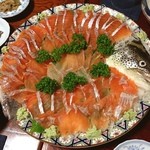 せっちゃんのエクスペリヤンスの家 - 幻の魚、イトウのお造り