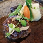 SORANO ROOFTOP BAR - ハンバーグ
                        切った瞬間、肉汁が溢れた！