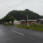 happy - 笠岡ジェラート工房 happy はこの先にあります(2021.05.05)