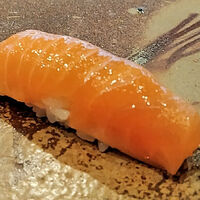 鮨 難波 - サクラマス